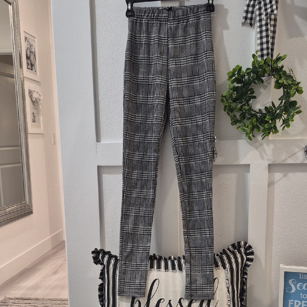 Windsor Monochrome Plaid Leggings